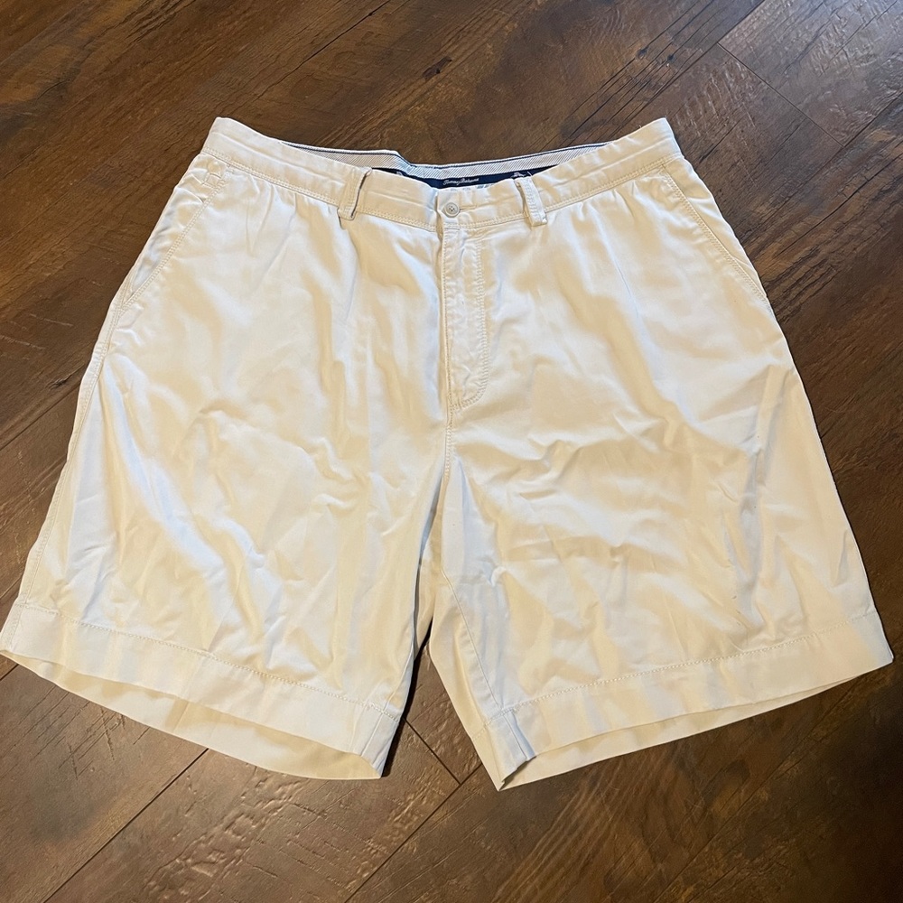 Tommy Bahama Men’s Flat Front White Shorts Cotton Blend Size 36